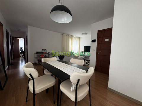 Apartamento para Venda em Maringá - PR, Vl Marumby