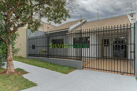 Casa para Venda em Maringá - PR, Jd Itália