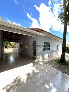 Casa para Venda em Maringá - PR, Cj Hab Requiao