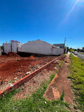 TERRENOS, Rua Pioneiro Arthur Carniato