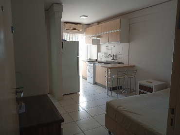 Apartamento Kitnet para Locação em Maringá - PR, Zona 08