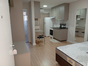 Apartamento Kitnet para Locação em Maringá - PR, Zona 08