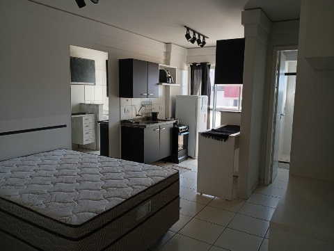 Apartamento Kitnet para Locação em Maringá - PR, Zona 08