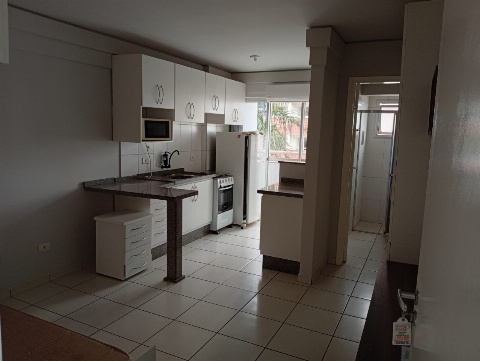 Apartamento Kitnet para Locação em Maringá - PR, Zona 08