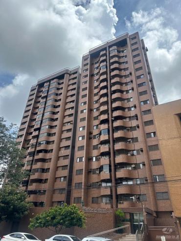 Apartamento para Venda em Cascavel - PR, Centro