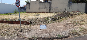 Terreno Comercial para Venda em Maringá - PR, Zona 06