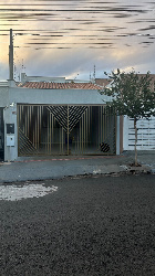 Casa para Venda em Londrina - PR, Loteamento Chamonix