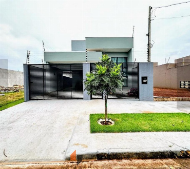 Casa para Venda em Maringá - PR, Bom Jd
