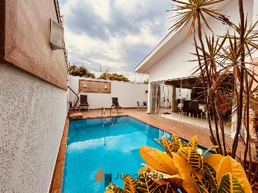 Sobrado para Venda em Maringá - PR, Jd Brasil