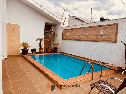 SOBRADOS, Rua Pioneiro Múcio Rodrigues