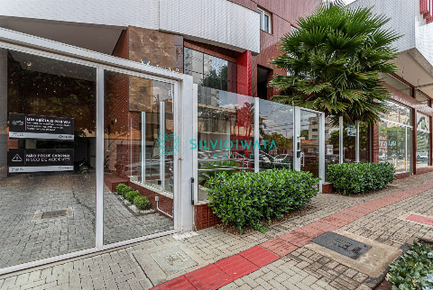 Apartamento para Venda em Maringá - PR, Zona 03