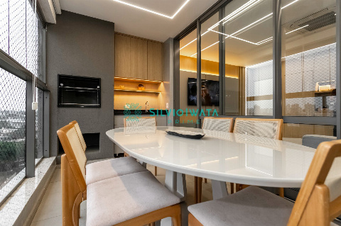 Apartamento para Venda em Maringá - PR, Zona 08