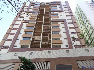 Apartamento para Venda em Maringá - PR, Zona 07