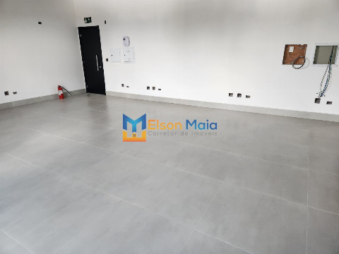 Sala Comercial em Edifício para Venda em Maringá - PR, Zona Armazem