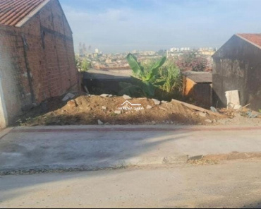 TERRENOS, Rua Café Ouro Verde