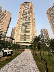 Apartamento para Venda em Maringá - PR, Zona 08