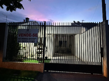 Casa para Venda em Paiçandu - PR, Centro