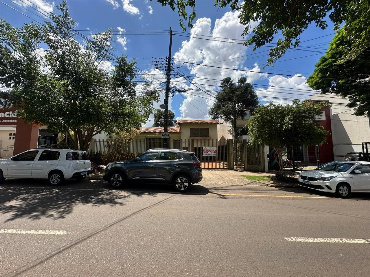 Casa para Locação em Maringá - PR, Zona 04