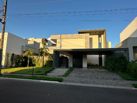 Sobrado em Condomínio para Venda em Maringá - PR, Jd Alvorada