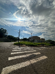 Terreno Comercial para Venda em Maringá - PR, Cj Hab Requiao