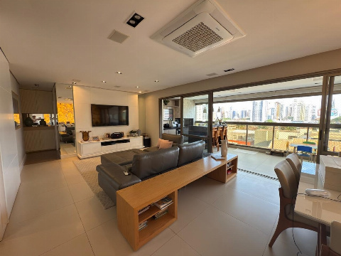 Apartamento para Venda em Maringá - PR, Zona 07