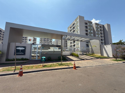 APARTAMENTOS, Rua Pequi