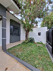 Casa para Locação em Maringá - PR, Jd São Francisco