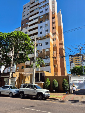 APARTAMENTOS, Praça Napoleão Moreira da Silva