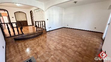 Apartamento para Venda em Maringá - PR, Zona 04
