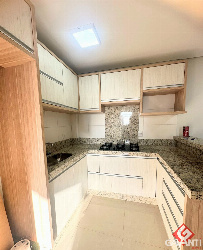 Apartamento para Locação em Maringá - PR, Zona 01 Centro