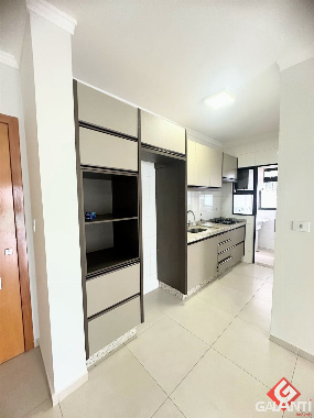 Apartamento para Venda em Maringá - PR, Zona 01 Centro