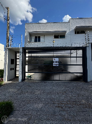 Sobrado para Venda em Maringá - PR, Jd Higienópolis