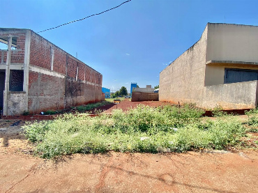 Terreno Comercial para Venda em Maringá - PR, Jd Diamante