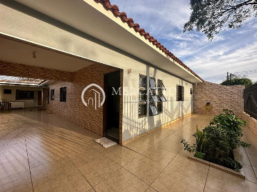 Casa para Venda em Maringá - PR, Cj Hab Requiao