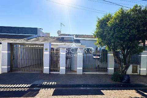 Casa para Venda em Mandaguaçu - PR, Centro Sul