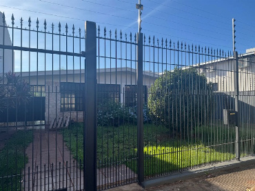 Casa para Locação em Maringá - PR, Zona 04