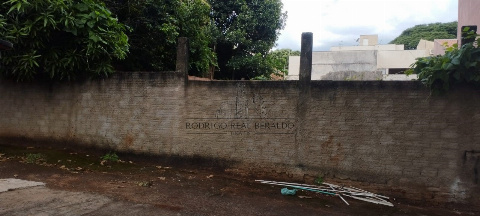 Terreno Comercial para Venda em Maringá - PR, Zona 08