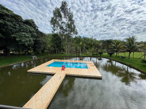 Chácara em Área de Lazer para Venda em Mandaguaçu - PR, Centro
