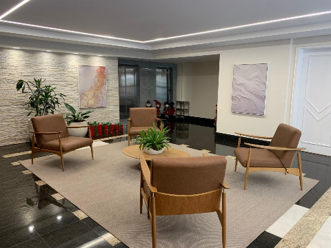 Apartamento para Venda em Maringá - PR, Zona 04