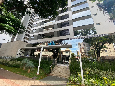 Apartamento para Locação em Maringá - PR, Zona 03
