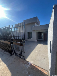 Casa para Venda em Maringá - PR, Cj Res Paulino Carlos Filho