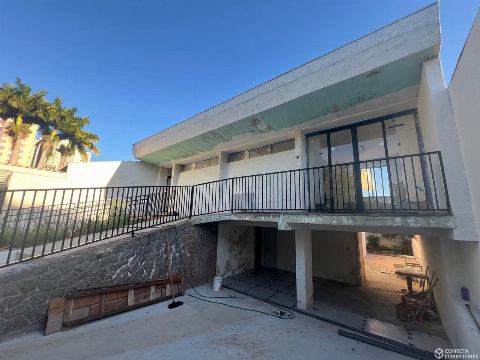 SOBRADOS, Rua Júlio Meneguetti