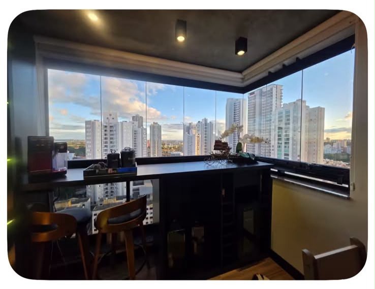 Apartamento para Venda em Maringá - PR, Zona 08