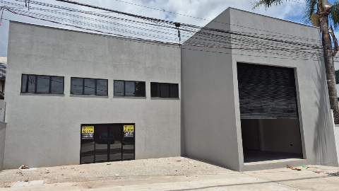 SALÕES COMERCIAIS, Rua do Comércio