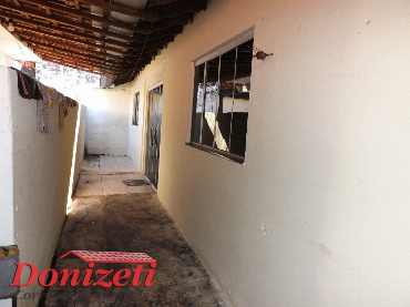 Casa para Locação em Maringá - PR, Cj Hab Requiao
