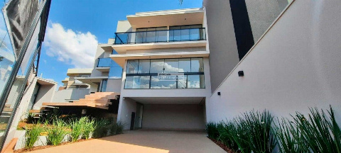 SOBRADOS, Rua John Dalton