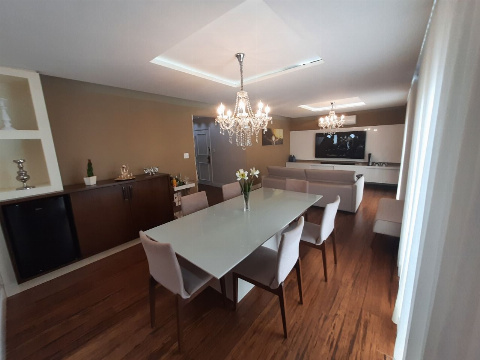 Apartamento para Venda em Londrina - PR, Centro