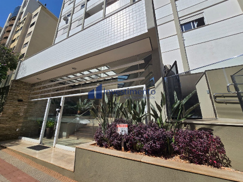 Apartamento para Venda em Londrina - PR, Centro