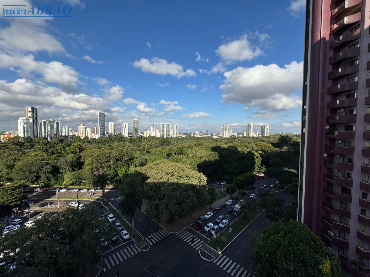 Apartamento para Venda em Maringá - PR, Zona 01 Centro