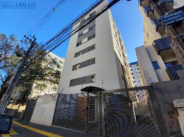 Apartamento para Locação em Maringá - PR, Zona 07